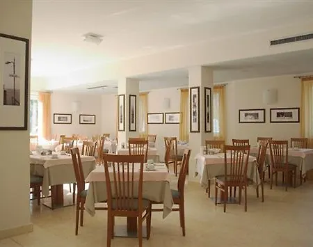 Hotell Garni Orchidea