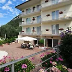 Hotell Garni Orchidea