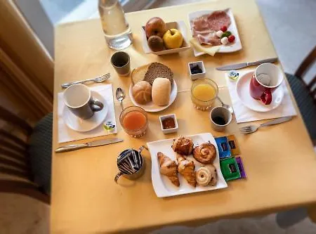 Garni Orchidea ホテル 3*