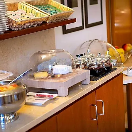Hotel Garni Orchidea Malcesine
