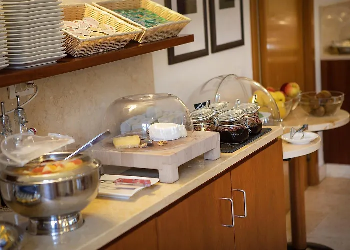 Hotel Garni Orchidea Malcesine