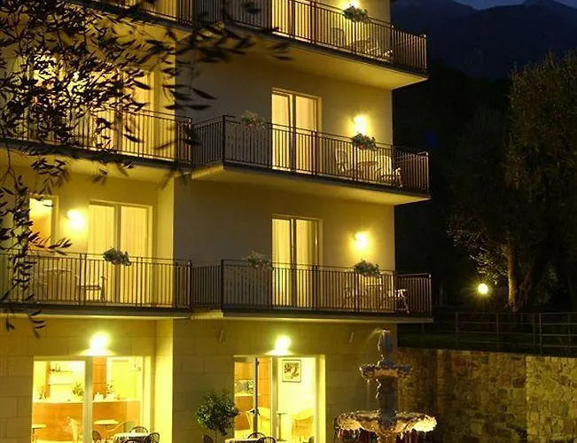 Garni Orchidea 3* Malcesine