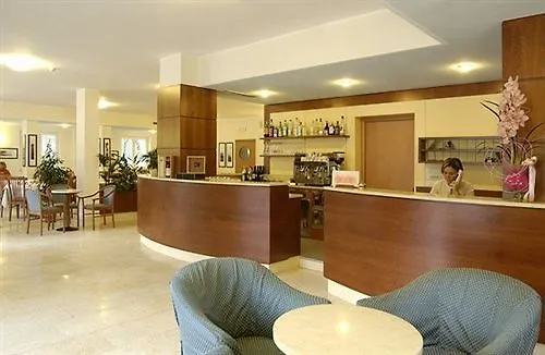 Hotel Garnì Orchidea 3*